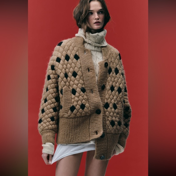 Bloggers Favorite- ZARA NEW WOMAN QUILTED KNIT JACKET CARDIGAN CAMEL 580… - Picture 4 of 12